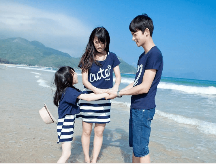 Áo đồng phục gia đình 3 người đi biển