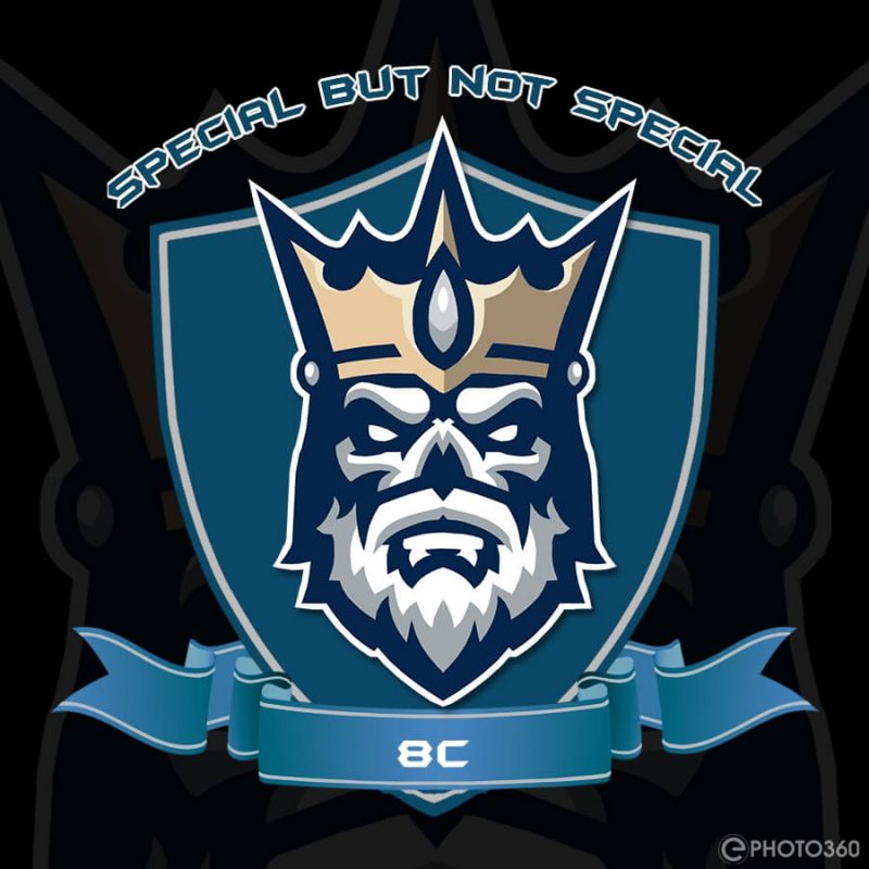 mẫu logo lớp 8c hình vua vương miện