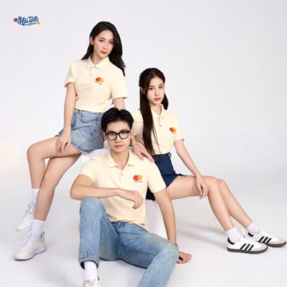 Chi tiết cổ dệt, tay bo tạo nên tổng thể hài hòa