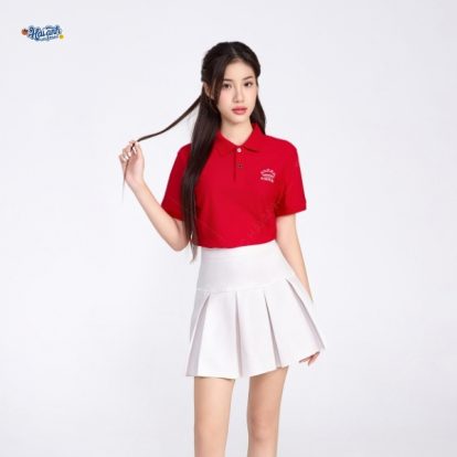 Sắc đỏ chủ đạo mạnh mẽ, nhiệt huyết