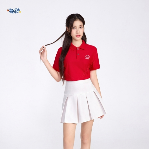 Sắc đỏ chủ đạo mạnh mẽ, nhiệt huyết