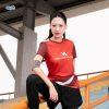 Thiết kế áo thun dạng cổ tròn năng động, trẻ trung