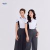 Áo đồng phục kết hợp màu trắng và đen tạo nên vẻ sang trọng