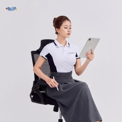 Áo polo có chất liệu Piquecool thoáng mát, bền chắc và co giãn tốt