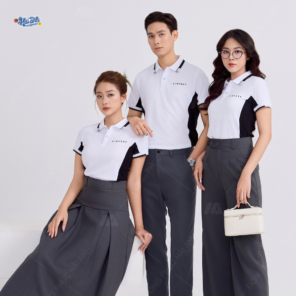 Áo polo trắng phối đen mang phong cách thanh lịch, chuyên nghiệp