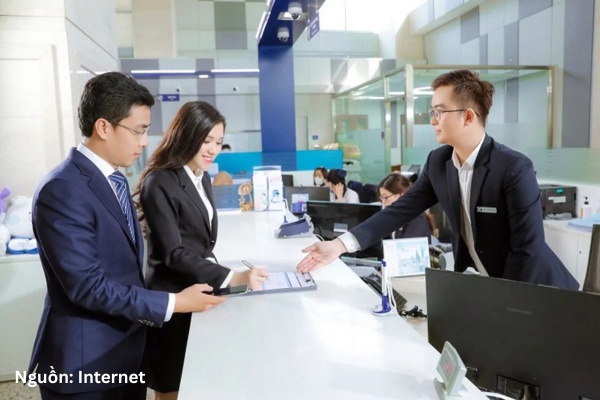 Đồng phục giúp nâng tầm hình ảnh thương hiệu Shinhan Bank