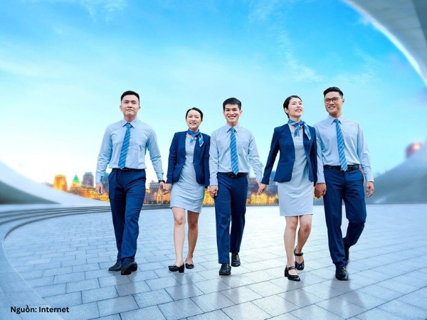 Đầm liền thân Vietbank với phong cách nhẹ nhàng gây ấn tượng