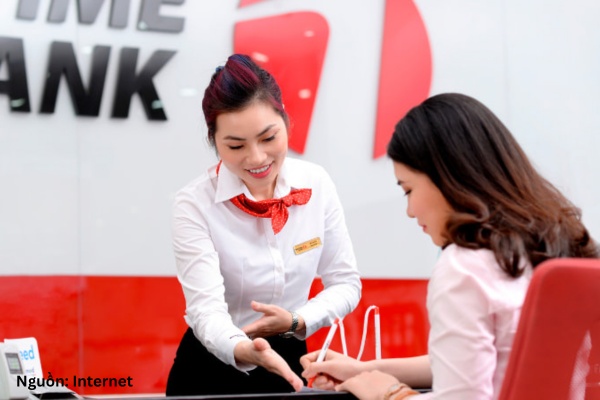Áo sơ mi đồng phục của ngân hàng MSB