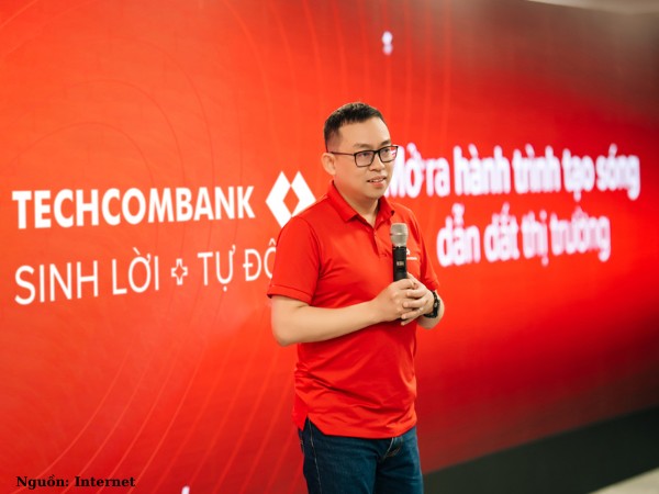 Áo polo Techcombank sử dụng trong chương trình truyền thông nội bộ