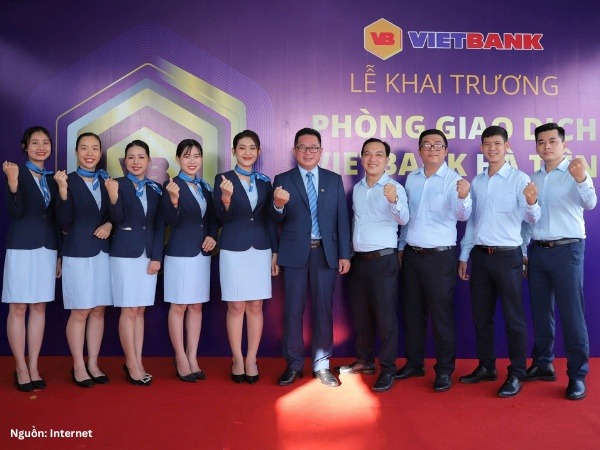 Áo vest nữ Vietbank thiết kế hiện đại, tôn dáng