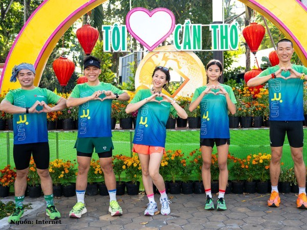 Mẫu áo teambuilding cổ tròn VPBank đồng phục năng động, trẻ trung