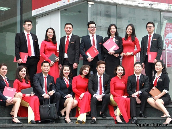 Đồng phục Agribank tạo dấu ấn thương hiệu trong lòng khách hàng