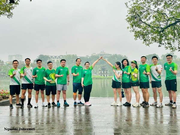 Mẫu áo đồng phục teambuilding của ngân hàng Vietcombank