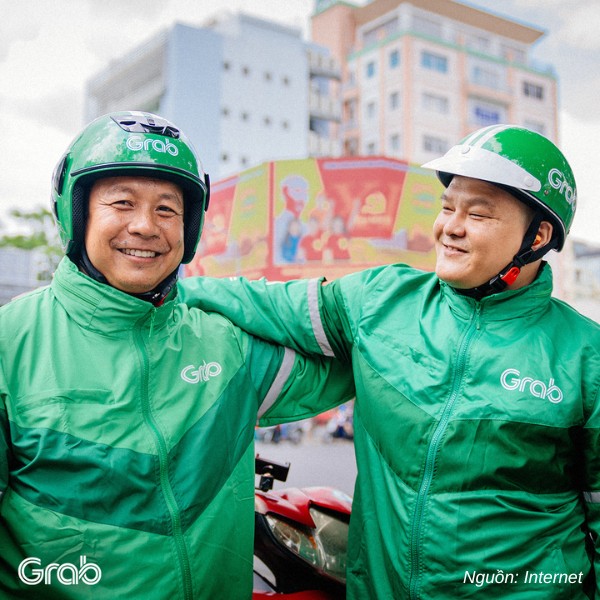 Áo khoác đồng phục GrabBike màu xanh lá kết hợp vải phản quang ở cánh tay
