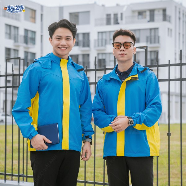 Mẫu khoác Điện Máy Xanh mới thiết kế bởi Hải Anh Uniform