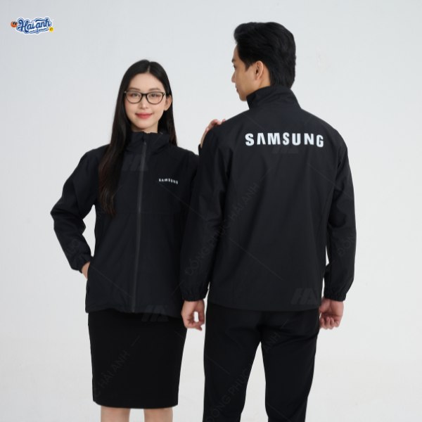 Hải Anh gợi ý mẫu áo gió Samsung có màu đen cao cấp