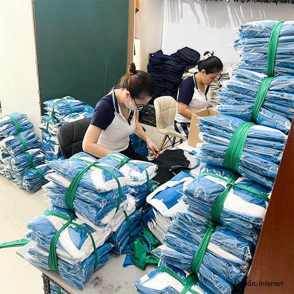 Ảnh: Đồng Phục VietForm nhận may in đồng phục giá tốt
