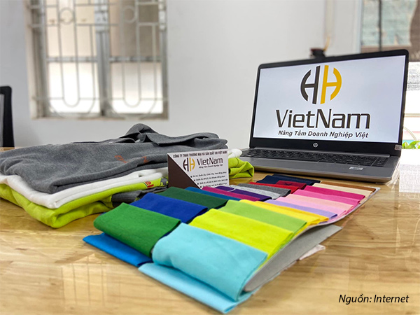 HH Uniform – may đồng phục chuyên nghiệp, giao hàng đúng hẹn