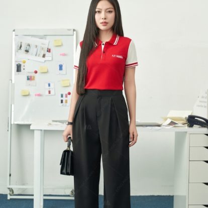 Mẫu áo đồng phục công ty màu đỏ Adobe