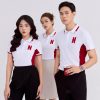 Mẫu áo đồng phục công ty Netflix màu trắng gạo phối đỏ đô