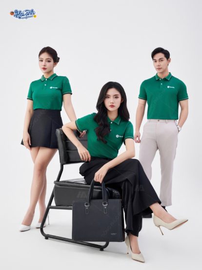 Mẫu áo đồng phục công ty màu xanh lá polo cổ dệt Spotify- 2