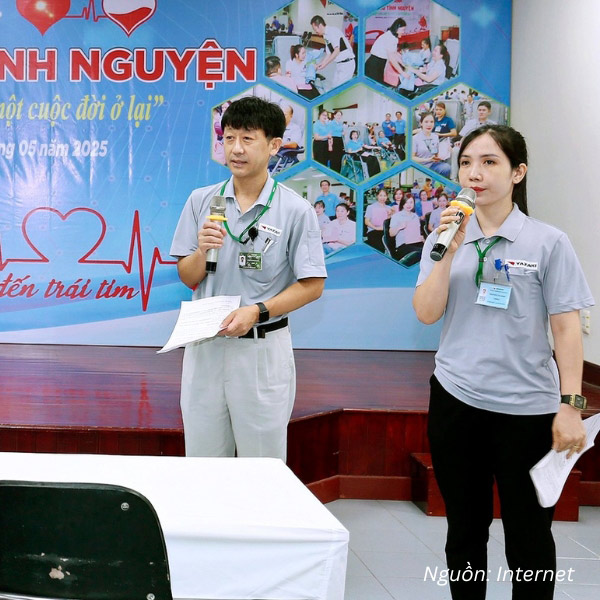 Mẫu áo polo đồng phục Yazaki trong hoạt động thiện nguyện