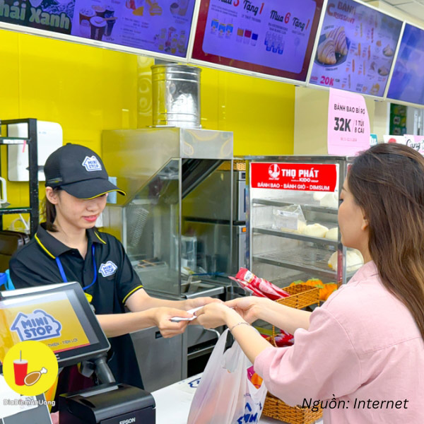 Phụ kiện đồng phục Ministop được phối màu tinh tế, chỉn chu và chuyên nghiệp