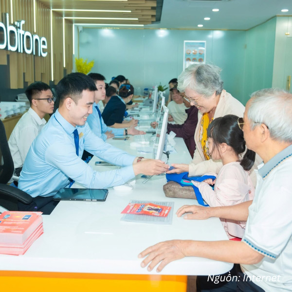 Đồng phục sơ mi MobiFone cho nhân viên nam