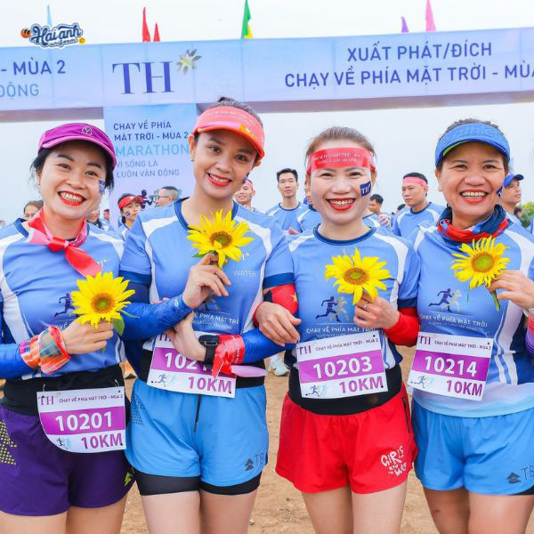 Hải Anh Uniform mang đến mẫu áo thun với thiết kế đầy ấn tượng