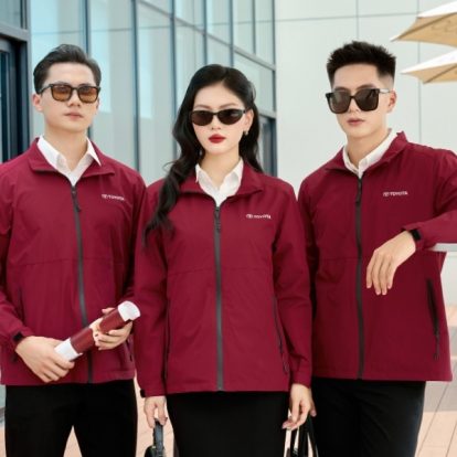 mẫu áo khoác đồng phục công ty Windbreaker màu đỏ mận - 3