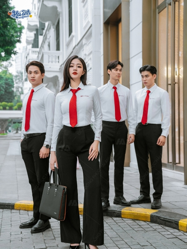 Thiết kế mẫu áo sơ mi đồng phục màu trắng gạo phối cà vạt đỏ