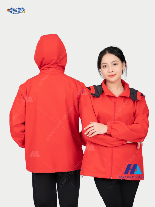 Áo khoác đỏ trơn – hiện đại, thoải mái, tôn vinh sự chuyên nghiệp doanh nghiệp