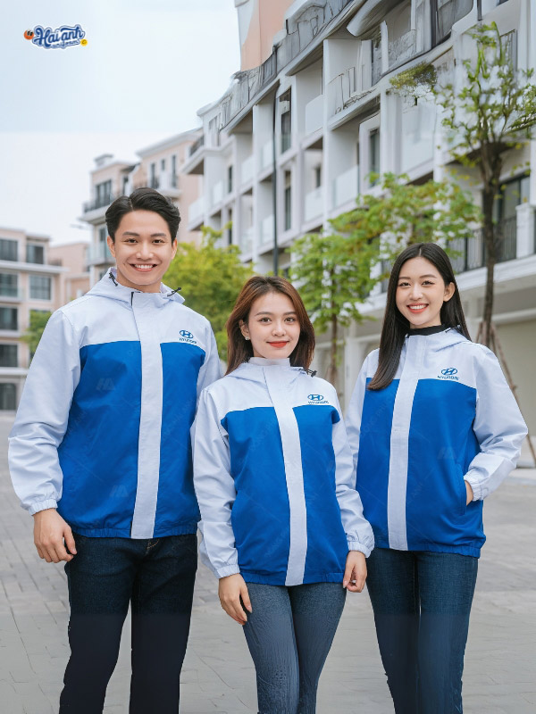Mẫu áo gió Huyndai màu xanh ya tại Hải Anh Uniform