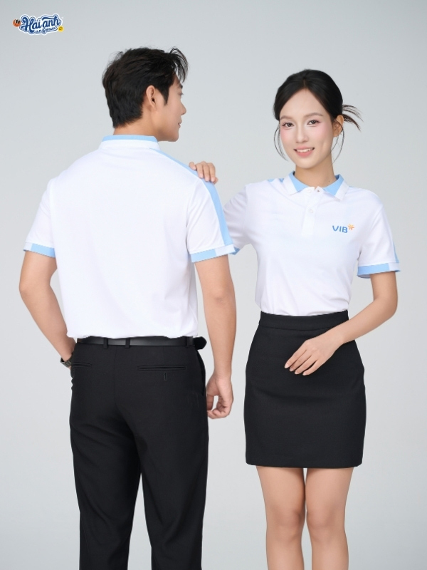 Polo Aircool tông màu trắng phối xanh hài hòa tạo cảm giác tươi mát