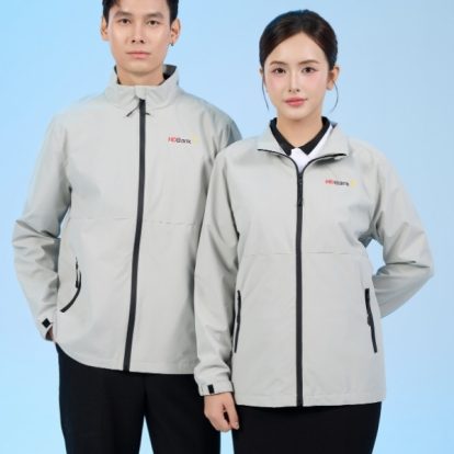 Mẫu áo khoác đồng phục công ty Windbreaker màu xám trắng HDBank