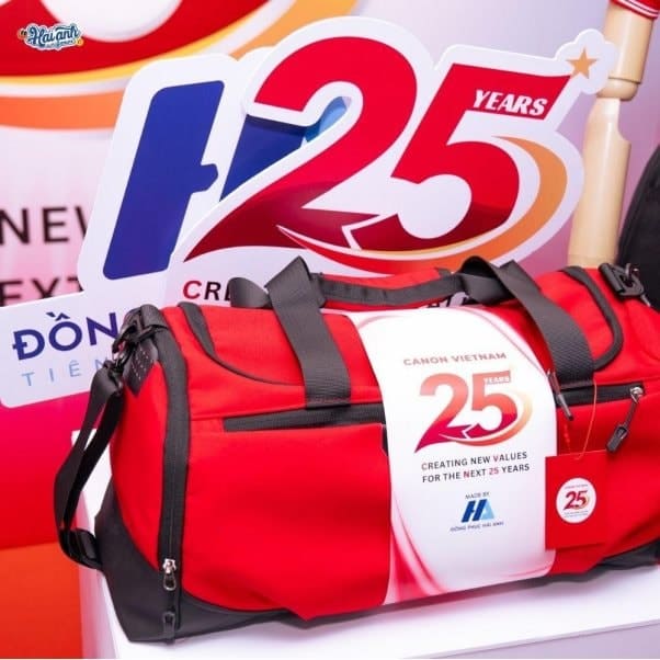 Quy trình sản xuất đồng phục kiểm soát chặt chẽ để đảm bảo chất lượng tối ưu