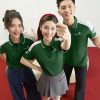 Mẫu áo polo đồng phục công ty Ecotton 02 màu ve chai giúp đội ngũ luôn tự tin, thoải mái suốt ngày dài. Chất vải Ecotton cực mát, lên form chuẩn nét chỉ có tại Hải Anh Uniform.