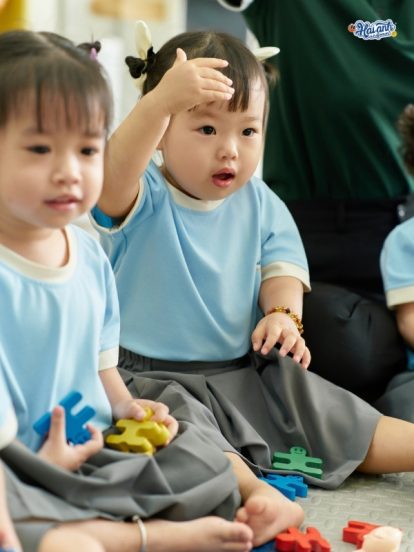 Mẫu Áo Thun Đồng Phục Mầm Non Hacool 01 Màu Xanh Biển Nhạt - 2