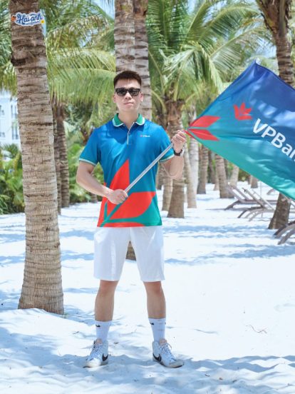 Mẫu Áo Thun Đồng Phục Team Building 02 Màu Xanh Lá VP Bank - 3