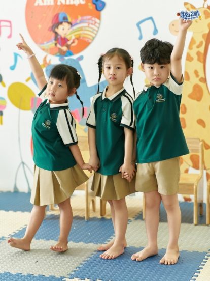 Mẫu Đồng Phục Mầm Non Hacool 01 Màu Xanh Iris - 2