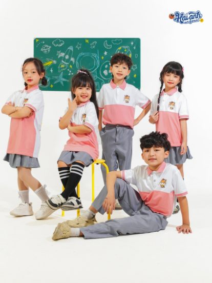 Mẫu Đồng Phục Mầm Non Màu Hồng Phối Nửa Thân - 2